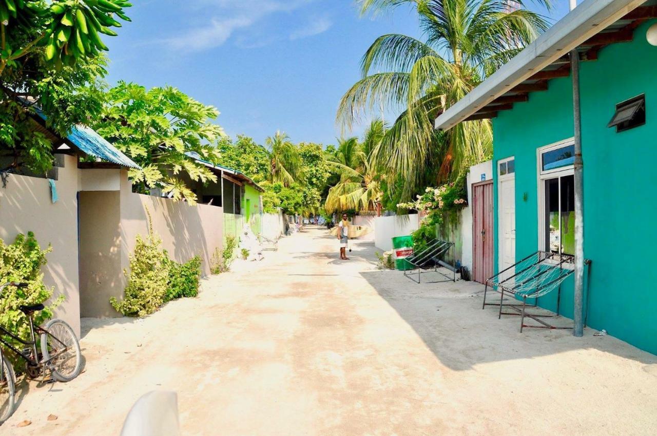 Villa Kudi Maldives Guest House Thulusdhoo Exterior photo